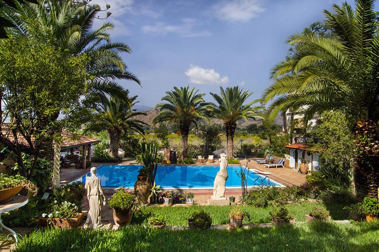 Villa Alkantara Taormina Bagian luar foto
